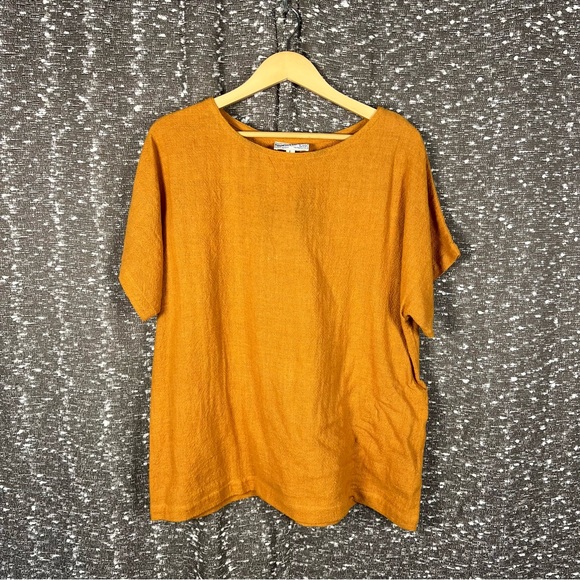 Sangam Imports Ltd Tops - Sangam Imports Ltd Vintage Orange Tshirt
